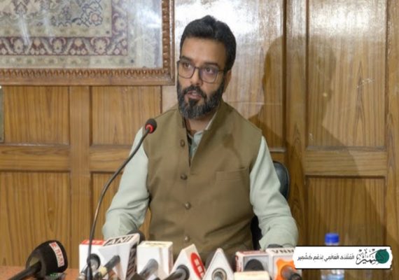 بی جے پی ہارس ٹریڈنگ کے ذریعے نیشنل کانفرنس حکومت کو غیر مستحکم کرنے کی کوشش کر رہی ہے: آغا روح اللہ