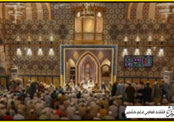 عیدمیلاد النبیﷺ کے موقع پردرگاہ حضرت بل میں ہزاروں عقیدت مندوں کی حاضری